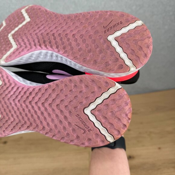 Nike Womens Revolution 5 Running Shoes Size 11 Black Violet Coral Workout Gym - Picture 11 of 13